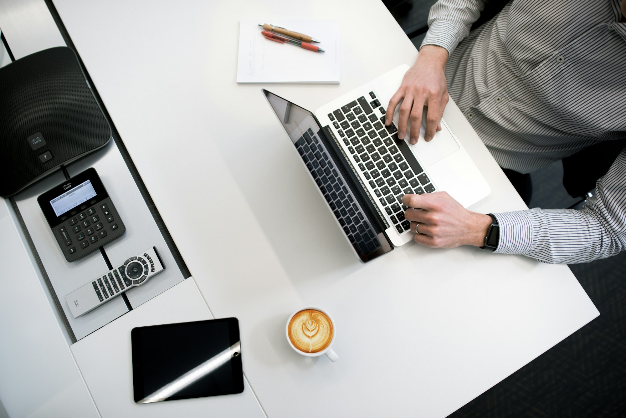 Automatisation IA PME : le plan d’action réaliste pour les dirigeants pressés
